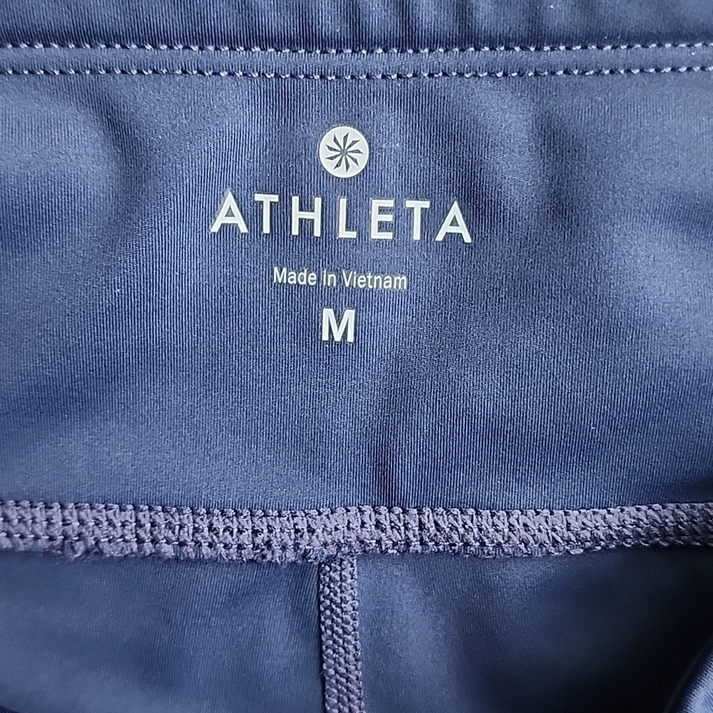 Athleta Capri Leggings Sz Medium - Picture 3 of 6